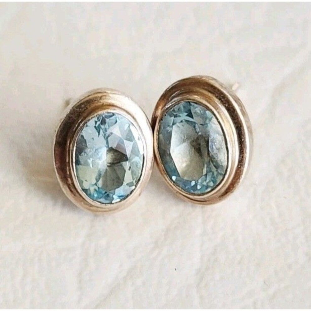 Faceted Blue Topaz 925 Sterling Silver Oval Stud Earrings Small 10mm 3g